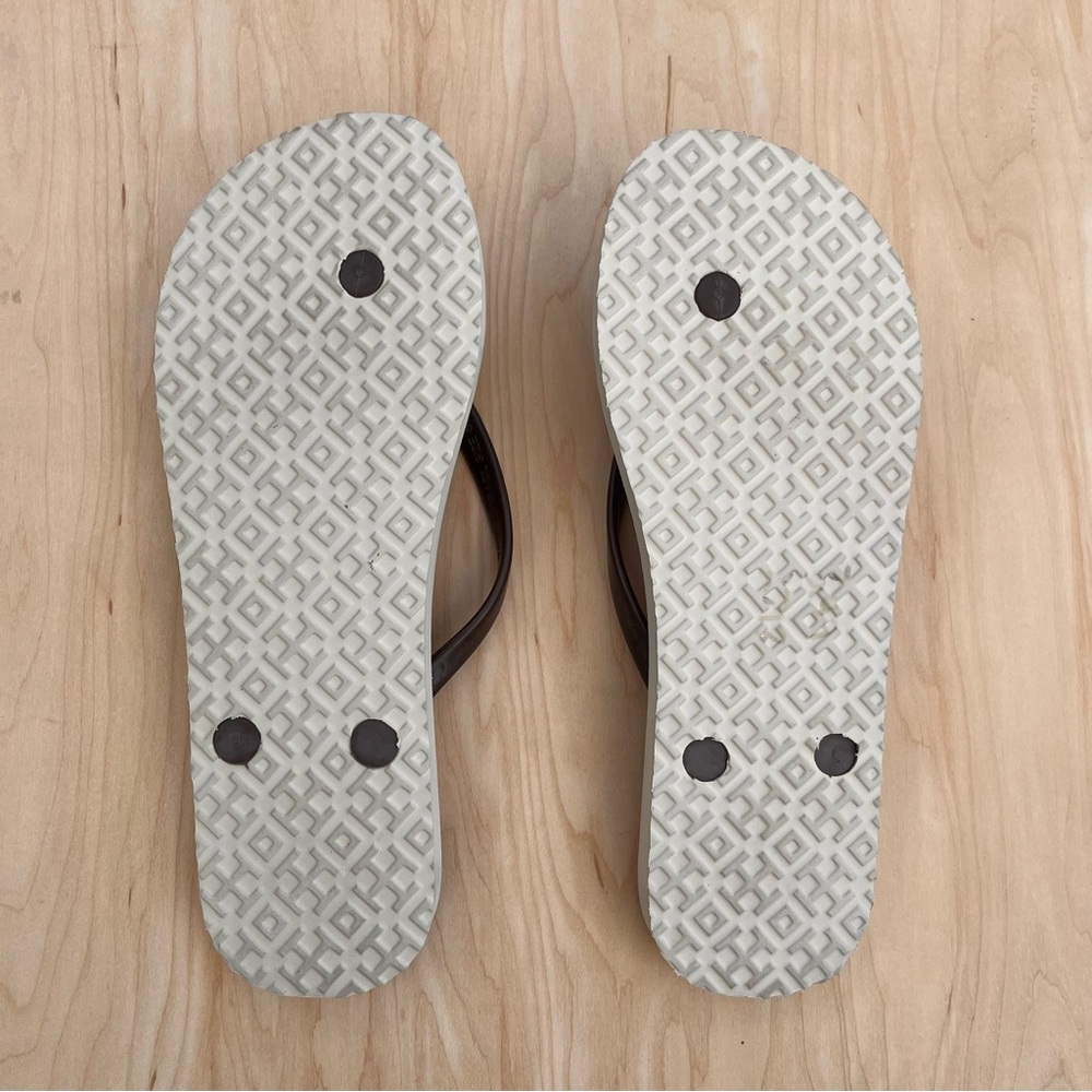 Tory Burch Potting Soil Ivory Daisy Flip Flop Thong Sandal Logo Size 8 EUC - Picture 8 of 8
